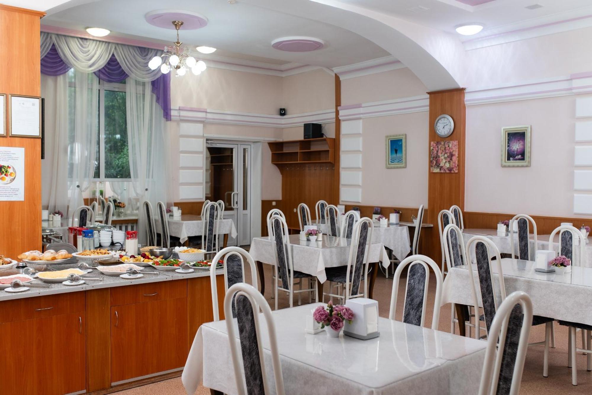 Aktobe Hotel Exterior foto